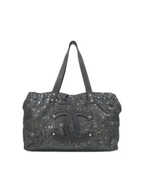 Chanel Shoulder Bag Black